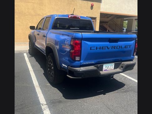 Used 2025 Chevrolet Colorado Trail Boss AWD/4WD image 4