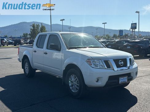 Used 2021 Nissan Frontier SV AWD/4WD image 1