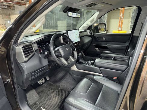 Used 2022 Toyota Tundra Limited image 30
