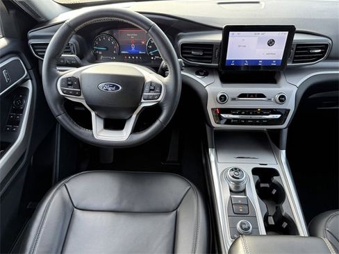 Certified 2023 Ford Explorer XLT w/ Equipment Group 202A image 8