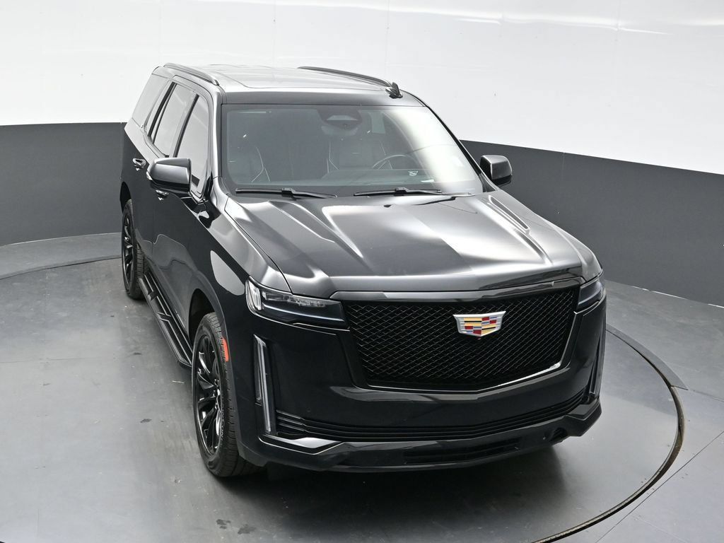 Certified 2022 Cadillac Escalade Sport w/ Touring Package AWD/4WD image 33