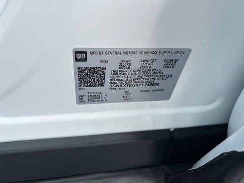 Used 2023 Chevrolet Equinox LT w/ Driver Convenience Package image 16