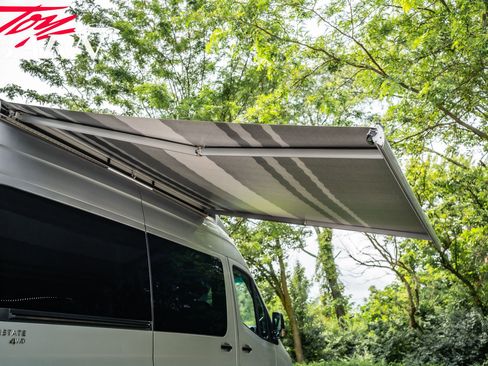 Used 2020 Mercedes-Benz Sprinter 2500 image 15