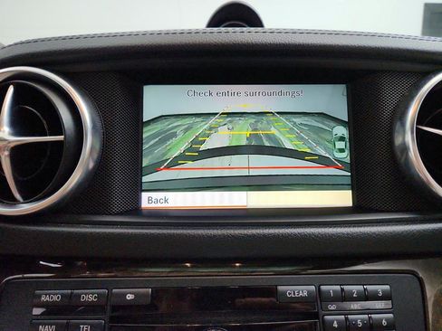 Used 2013 Mercedes-Benz SL 550 image 21