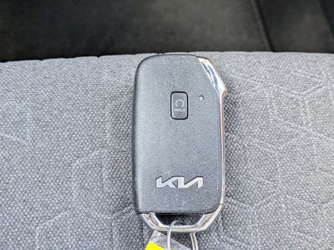 Certified 2024 Kia Seltos S FWD image 25