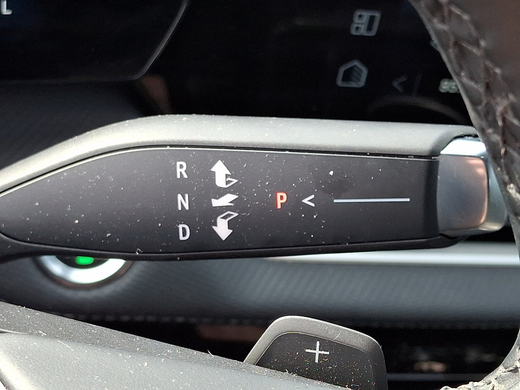 Used 2026 Chevrolet Equinox LT AWD/4WD image 27