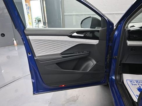 Used 2024 Volkswagen Taos S FWD image 10