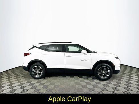 Used 2024 Chevrolet Blazer LT w/ Convenience Package image 11