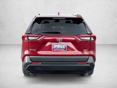 Used 2025 Toyota RAV4 XLE image 6