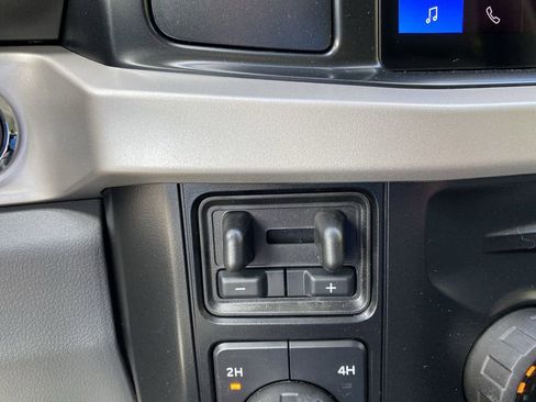 New 2026 Ford F250 XLT w/ XLT Premium Package image 33