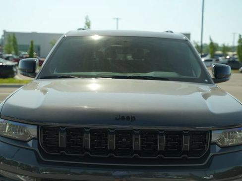 New 2026 Jeep Grand Cherokee L Limited AWD/4WD image 41