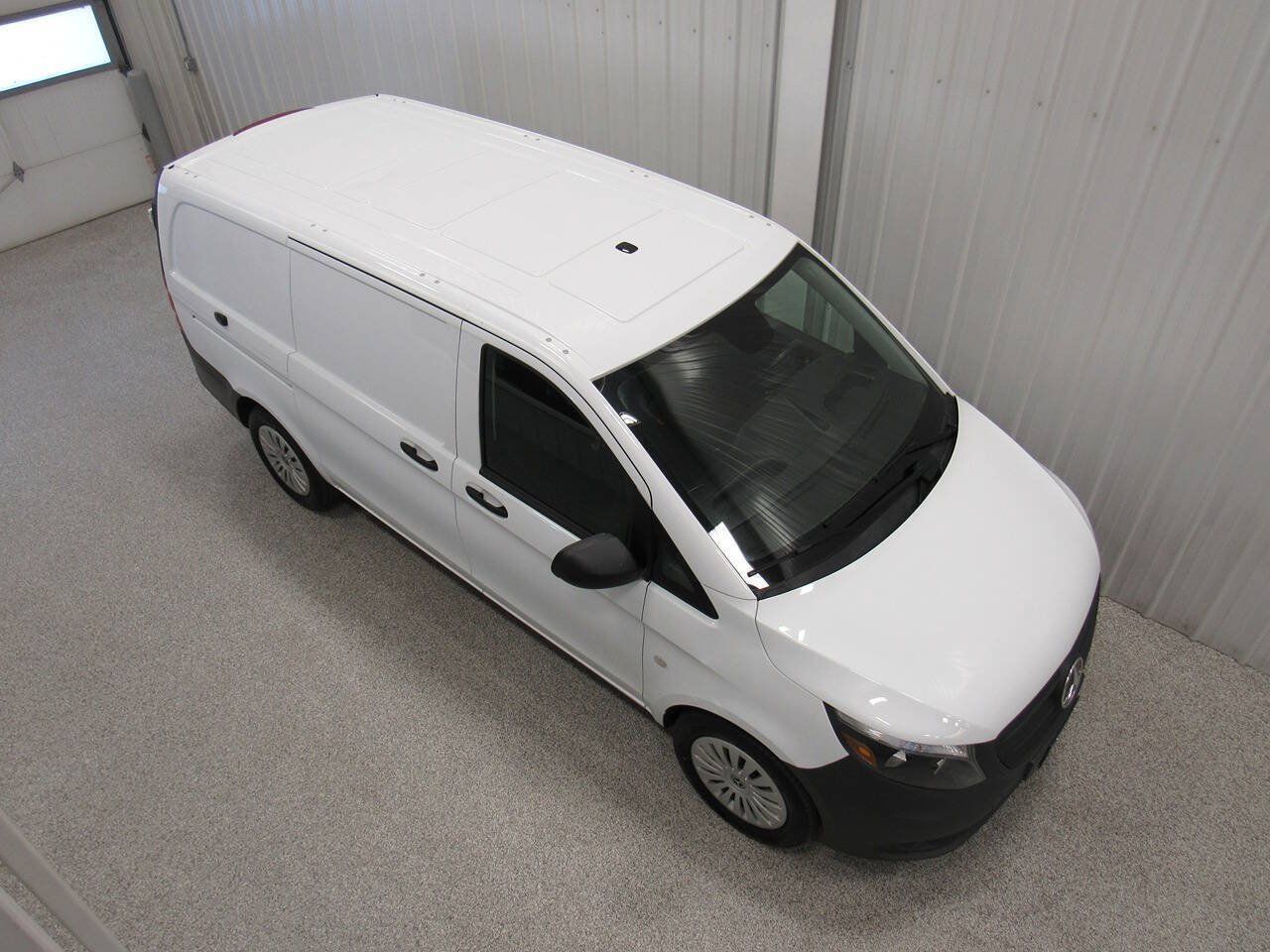 Used 2022 Mercedes-Benz Metris image 5