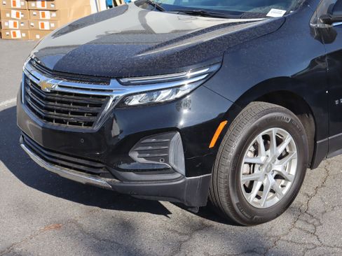Used 2024 Chevrolet Equinox LT w/ LPO, Floor Liner Package FWD image 6