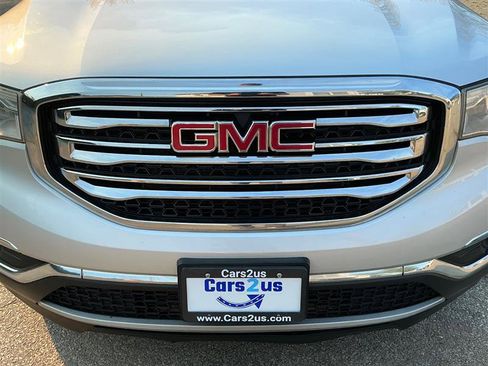 Used 2017 GMC Acadia SLT AWD/4WD image 12