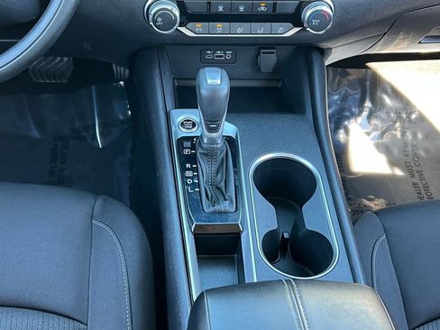 Used 2022 Nissan Altima 2.5 SV image 13