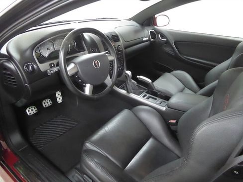 Used 2004 Pontiac GTO w/ Limited Edition Pulse Red RWD image 17