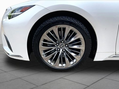 Used 2022 Lexus LS 500 w/ Interior Upgrade Package RWD image 10