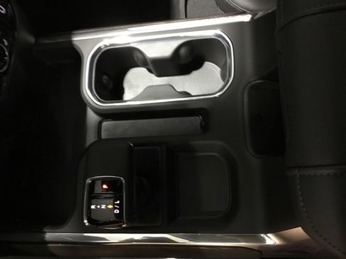 New 2025 GMC Sierra 1500 SLT w/ SLT Premium Package image 42