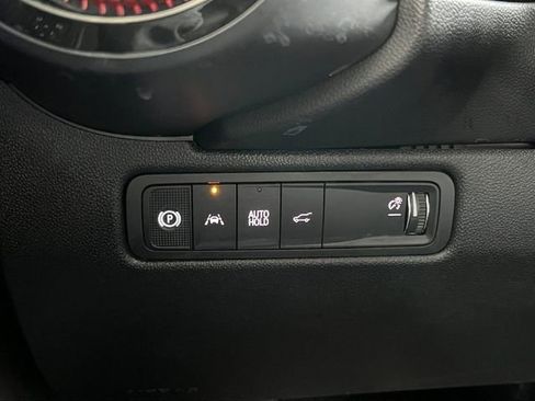 Used 2025 Chevrolet Equinox EV RS FWD image 18
