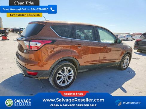 Used 2017 Ford Escape SE image 4
