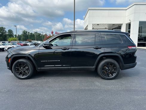 Used 2021 Jeep Grand Cherokee L Limited AWD/4WD image 8
