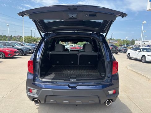 Used 2023 Honda Passport EX-L image 42