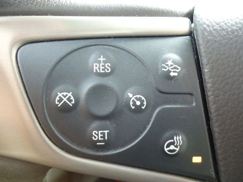 Used 2018 GMC Yukon XL Denali w/ Denali Ultimate Package image 22