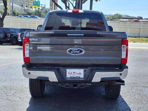 Used 2019 Ford F250 XLT w/ XLT Premium Package AWD/4WD image 7