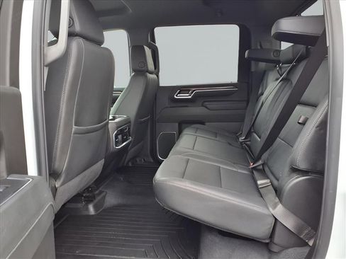 Used 2025 Chevrolet Silverado 2500 LTZ w/ LTZ Premium Package image 24