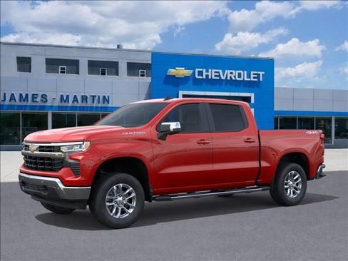 Used 2024 Chevrolet Silverado 1500 LT w/ Safety Package AWD/4WD image 2