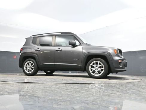 Used 2019 Jeep Renegade Latitude image 49