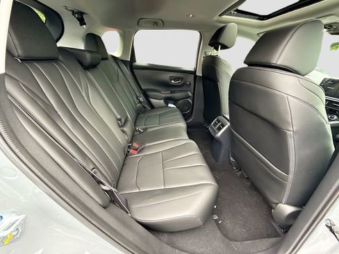 Used 2025 Acura ADX AWD image 29