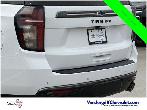 Used 2022 Chevrolet Tahoe Z71 w/ Z71 Off-Road Package AWD/4WD image 6