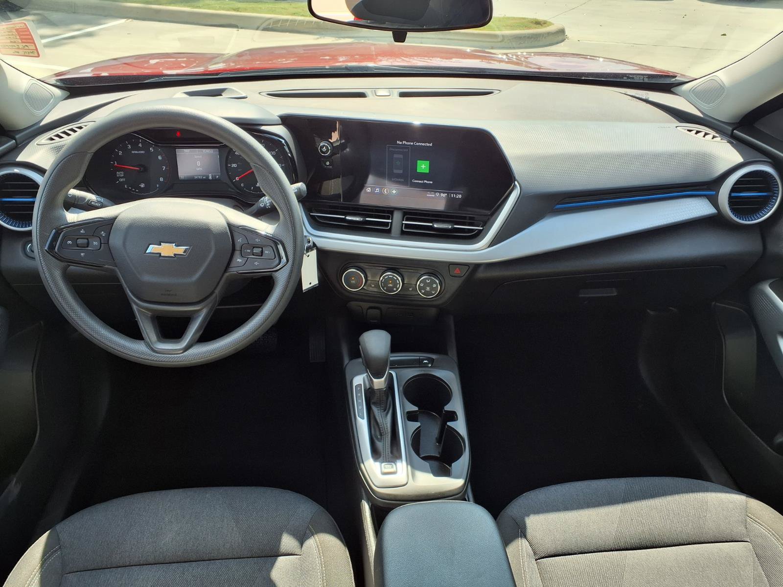 Used 2024 Chevrolet Trax LS w/ LS Convenience Package FWD image 11