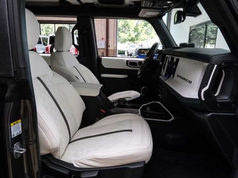 Used 2025 Ford Bronco Heritage Edition image 73