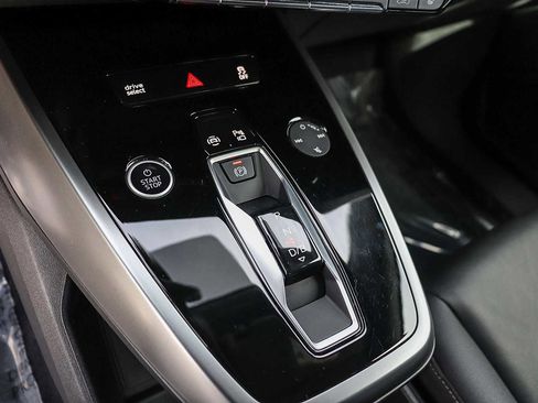 Used 2024 Audi Q4 e-tron Premium Plus w/ Premium Plus image 26