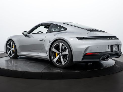 Certified 2025 Porsche 911 Carrera S RWD image 3