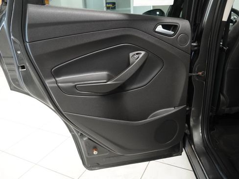 Used 2018 Ford Escape Titanium w/ Ford Safe & Smart Package AWD/4WD image 27