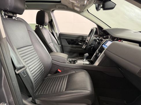 Used 2022 Land Rover Discovery Sport S image 26