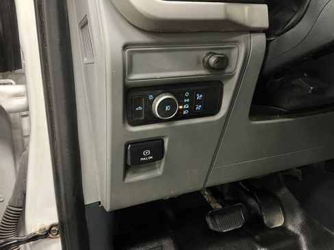 Used 2022 Ford F150 XL w/ Equipment Group 101A High AWD/4WD image 11