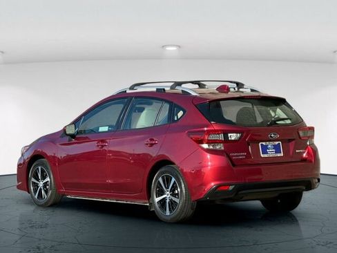 Used 2022 Subaru Impreza 2.0i Premium w/ Popular Package #2 image 4