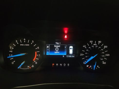 Used 2018 Ford Explorer XLT AWD/4WD image 23
