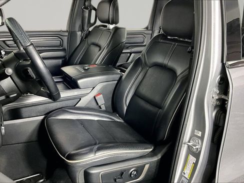 Used 2019 RAM 1500 Limited w/ Advanced Safety Group AWD/4WD image 19