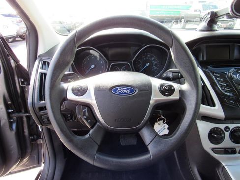 Used 2014 Ford Focus SE image 18