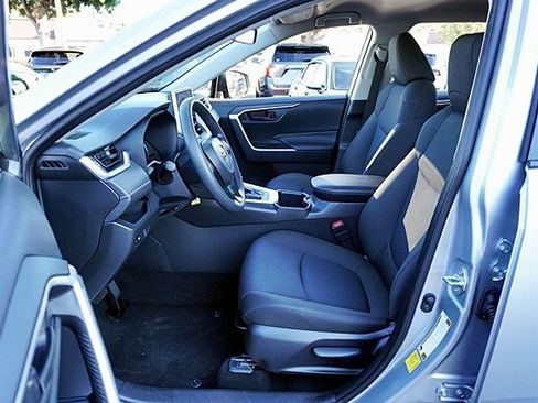 Used 2025 Toyota RAV4 LE FWD image 15
