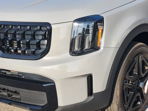 Certified 2025 Kia Telluride EX X-Line AWD/4WD image 8