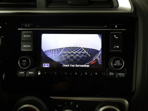 Used 2020 Honda Fit LX image 39