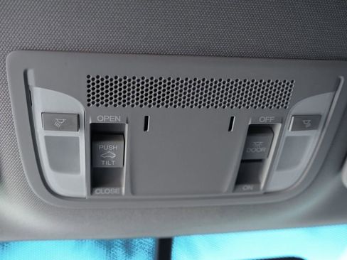 Used 2013 Acura ILX w/ Premium Package image 26