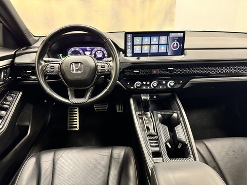 Used 2023 Honda Accord Sport image 18