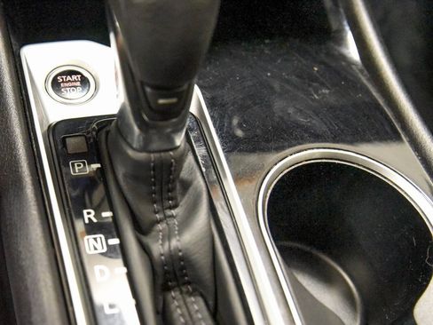 Used 2024 Nissan Altima 2.5 SV image 27